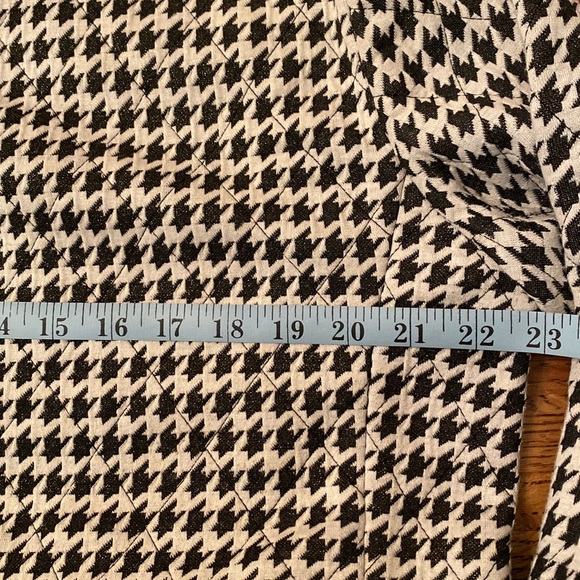 🔹Chico’s Travelers houndstooth jacket - Picture 7 of 8